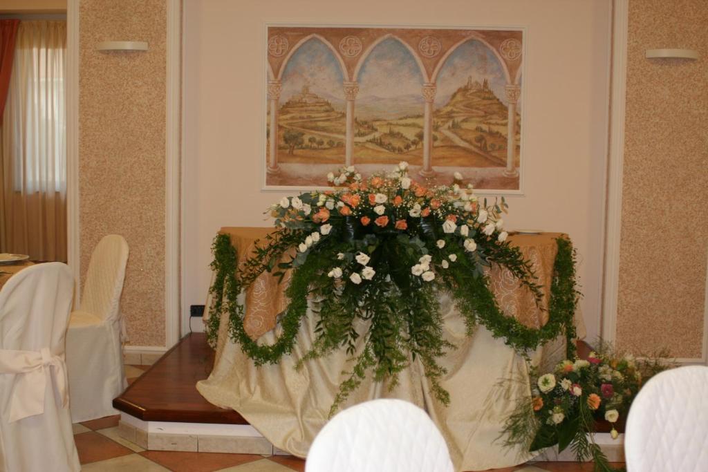 Hotel Gaudio Longobardi Экстерьер фото